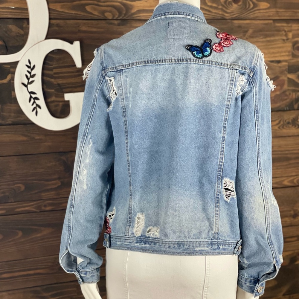 Papaya |‎ London Trend Distressed Rose Appliqué Denim Jean Jacket Floral Design - Picture 4 of 14